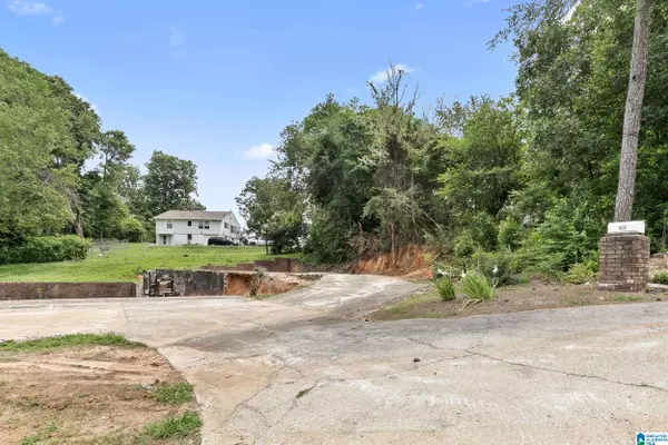 Birmingham, AL 35235,908 ROSE DRIVE #2