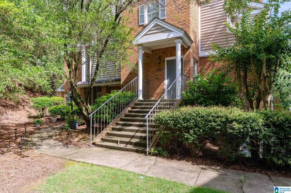 1935 WATERFORD PLACE #1935, Hoover, AL 35244