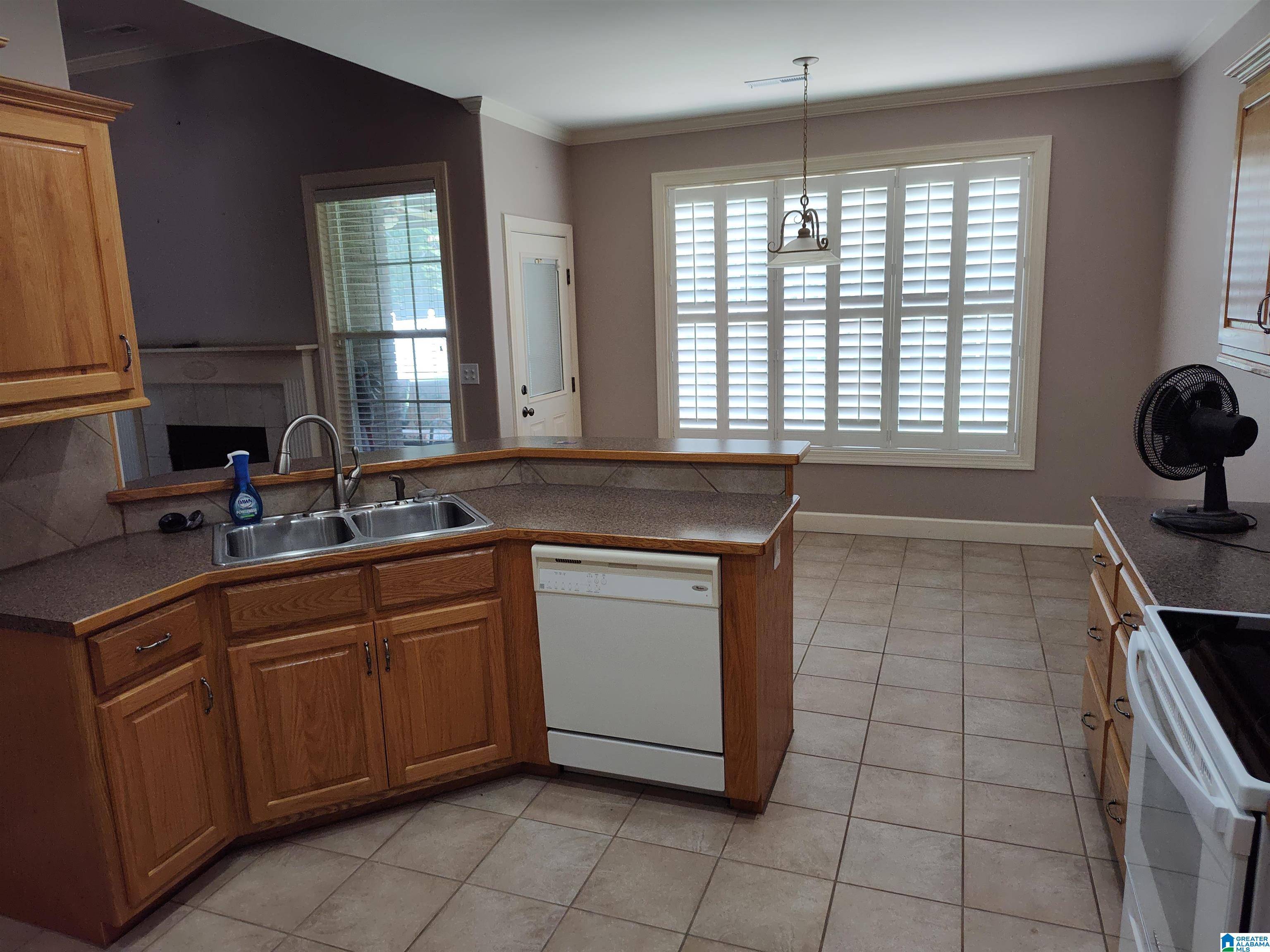 Sylacauga, AL 35150,116 ASHTON CIRCLE