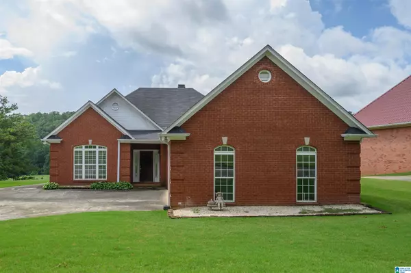 Trussville, AL 35173,7931 COUNTRY CLUB DRIVE