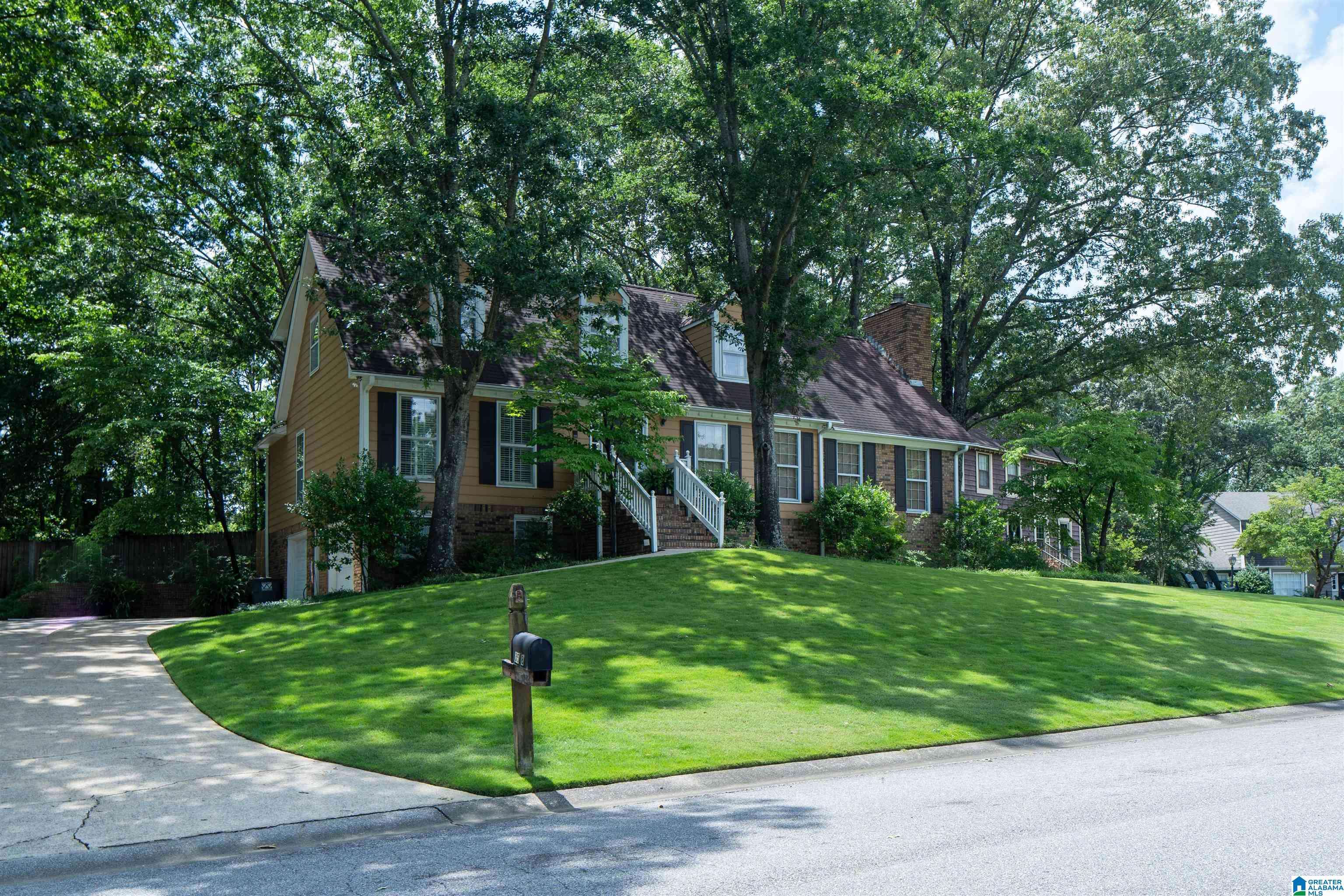 3518 WILLIAM AND MARY ROAD, Hoover, AL 35216