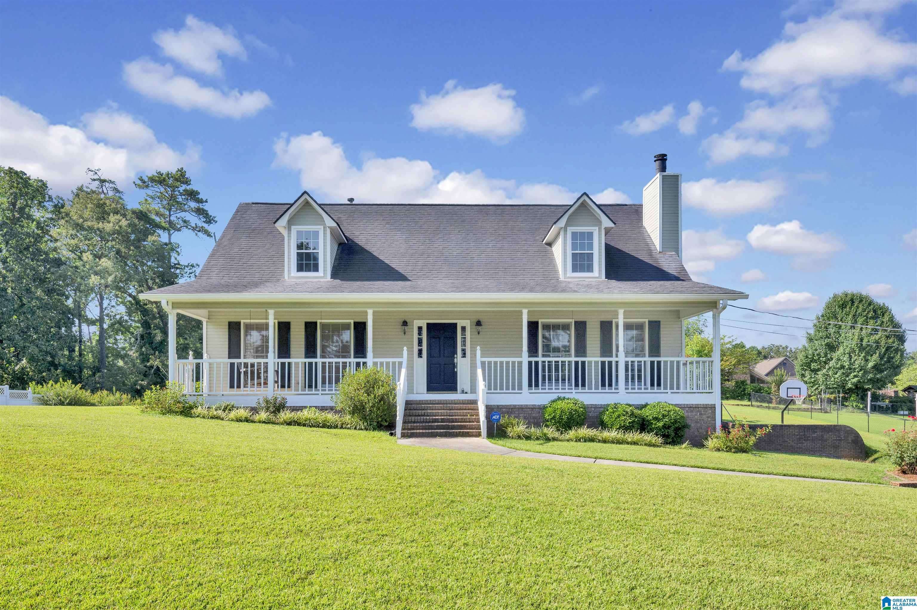 4824 15TH STREET ROAD, Hueytown, AL 35023