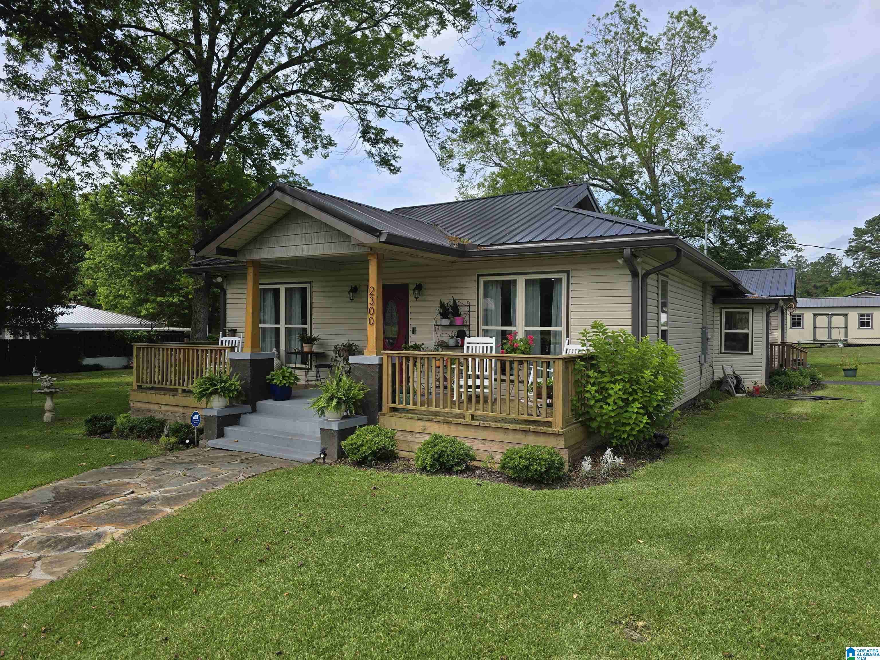 2300 NOCCALULA ROAD, Gadsden, AL 35904
