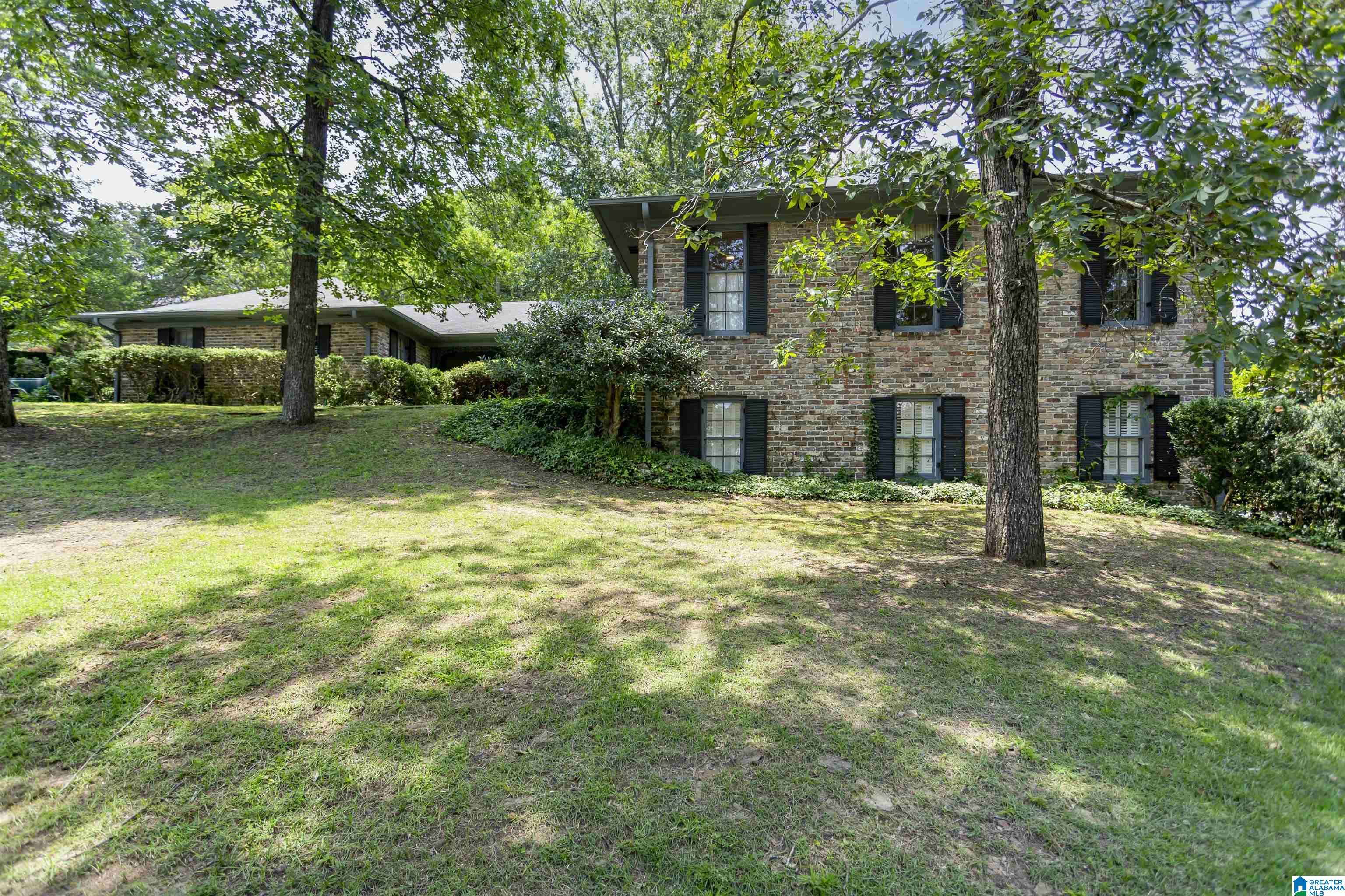 3576 SPRINGHILL ROAD, Mountain Brook, AL 35223