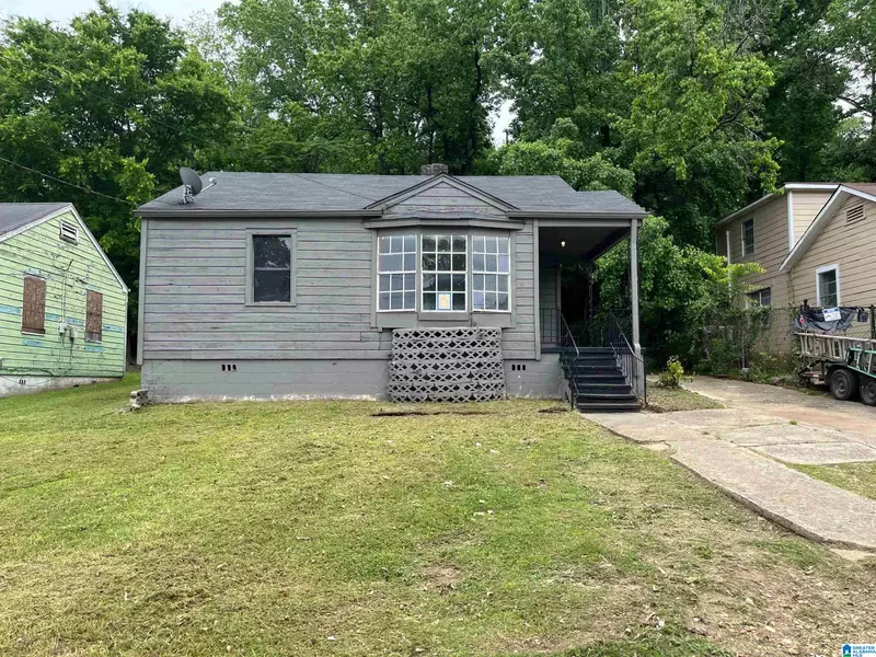 109 14TH COURT W, Birmingham, AL 35204