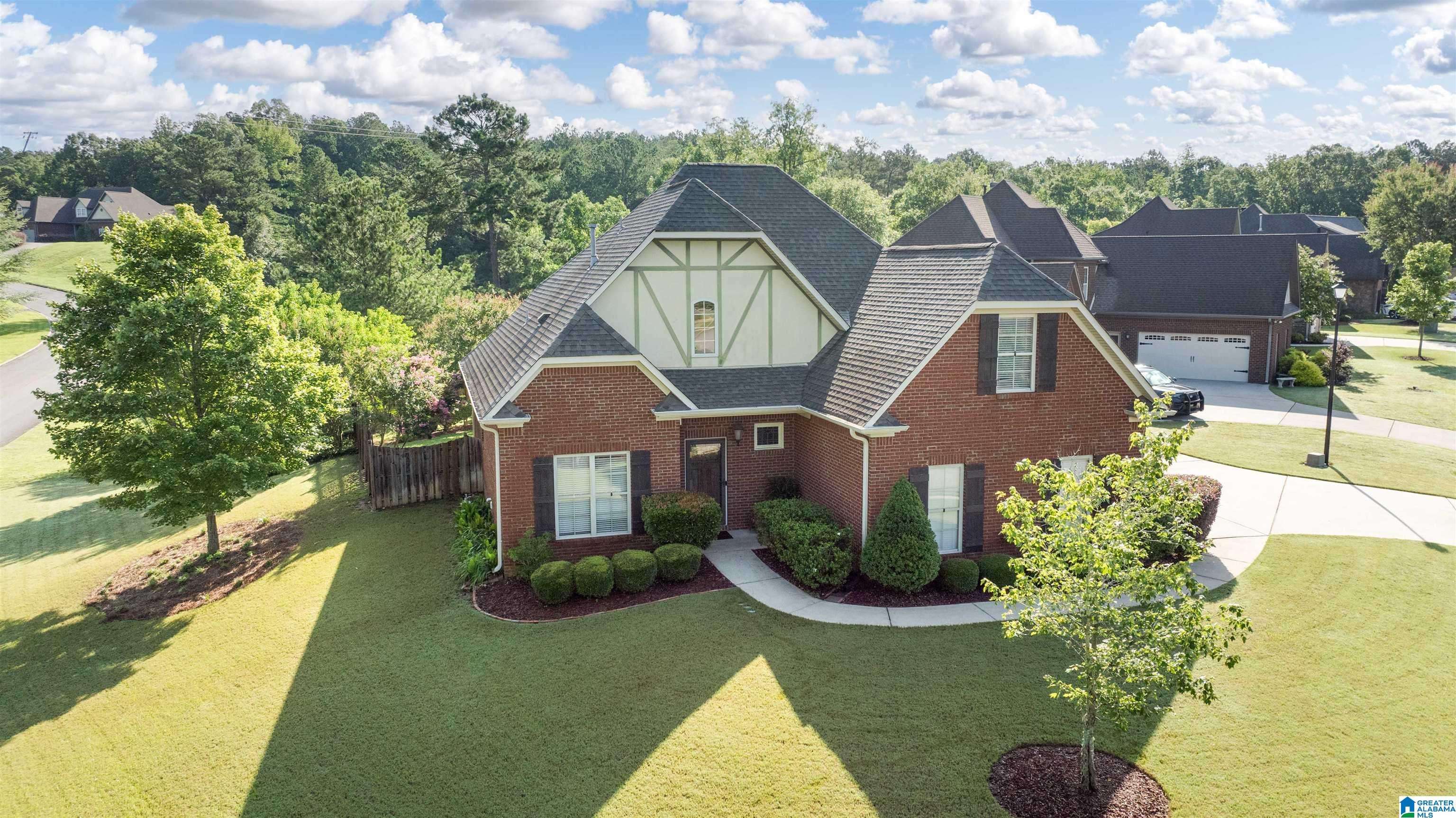 401 RIVER OAKS LANE, Helena, AL 35080
