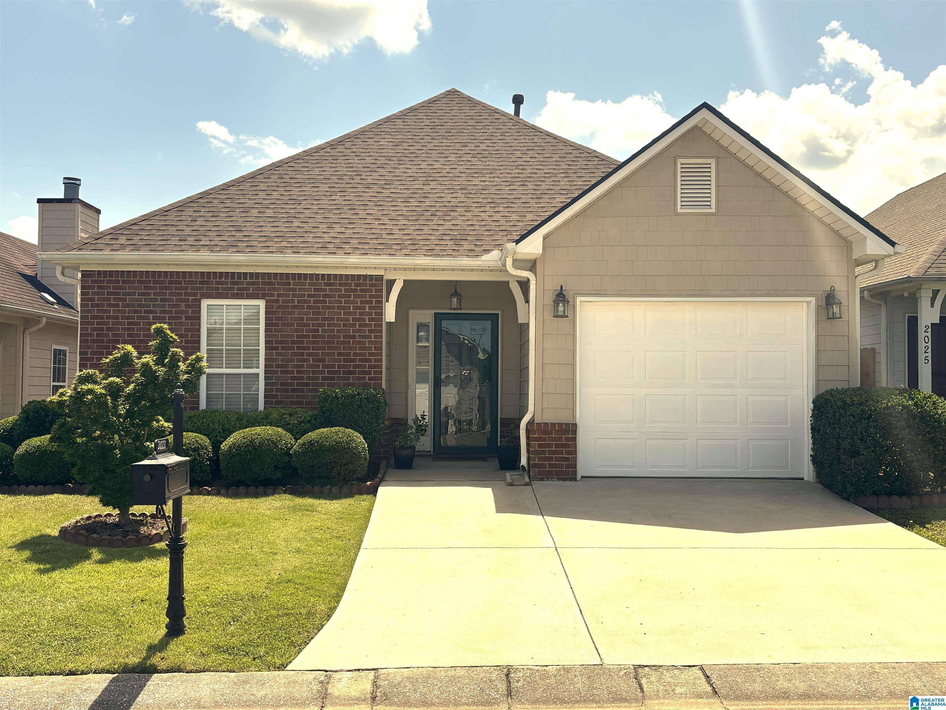2021 FAIRBANK CIRCLE, Chelsea, AL 35043