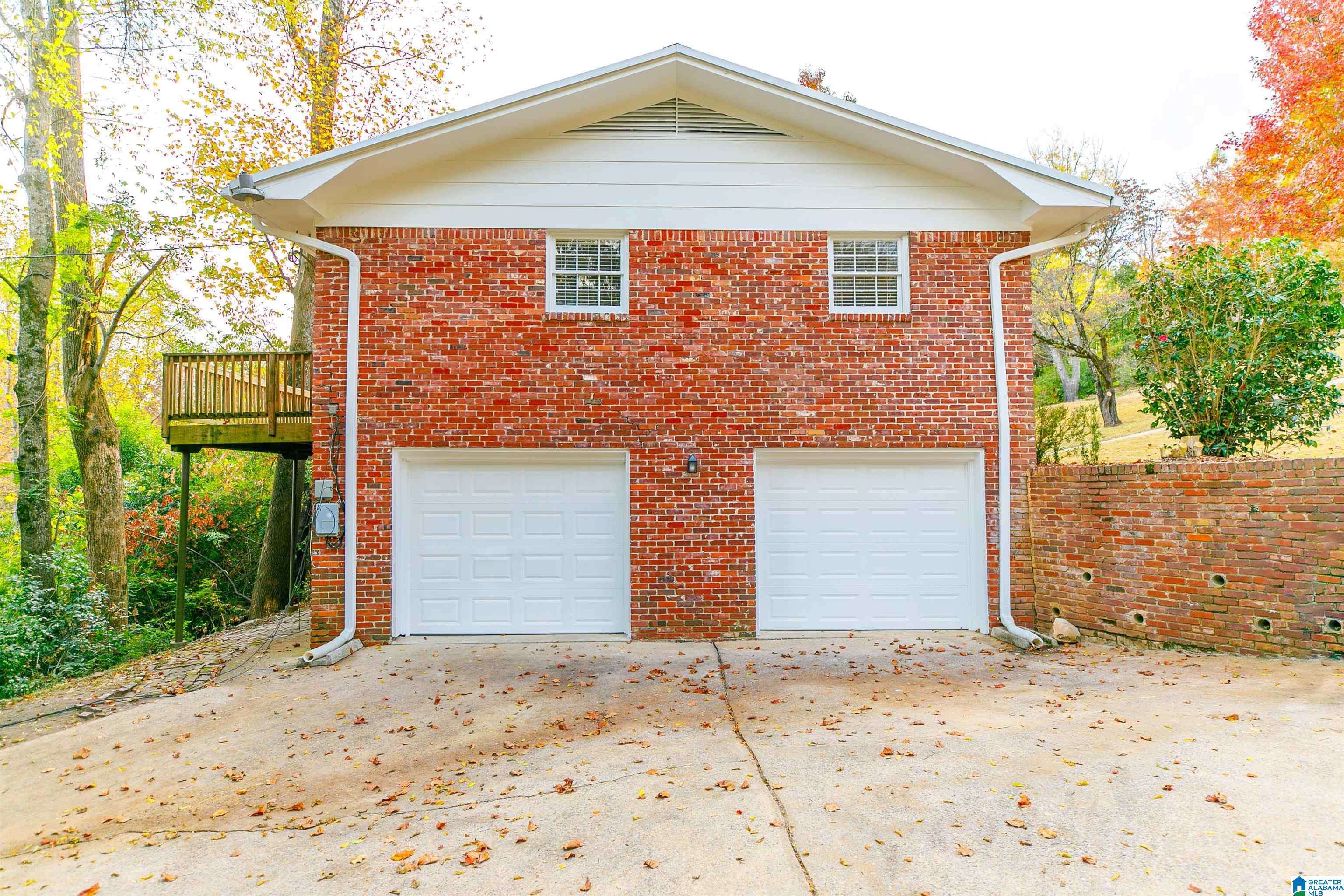 Hoover, AL 35226,2345 WOODCREEK DRIVE