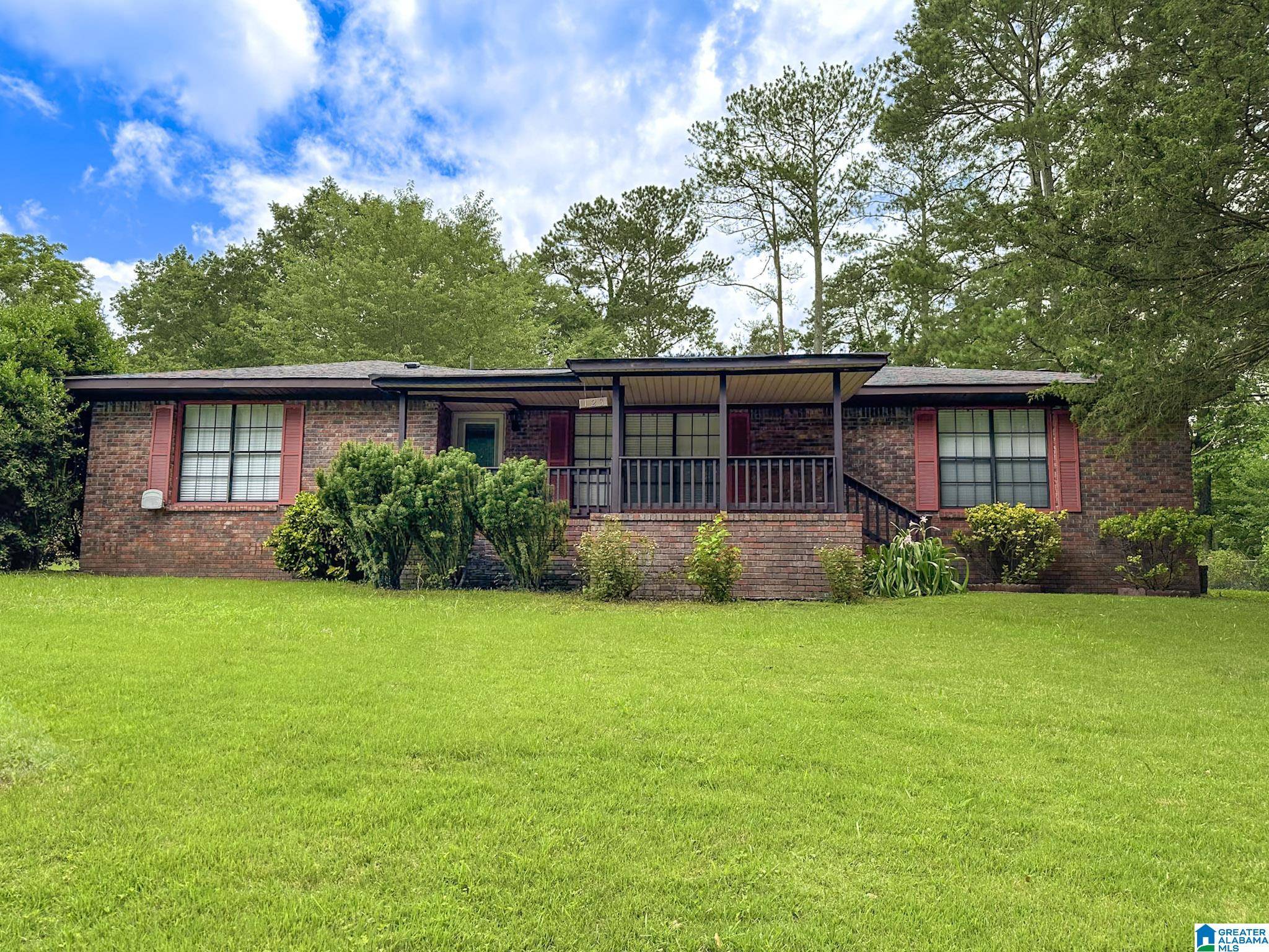128 CARLA AVENUE, Trussville, AL 35173