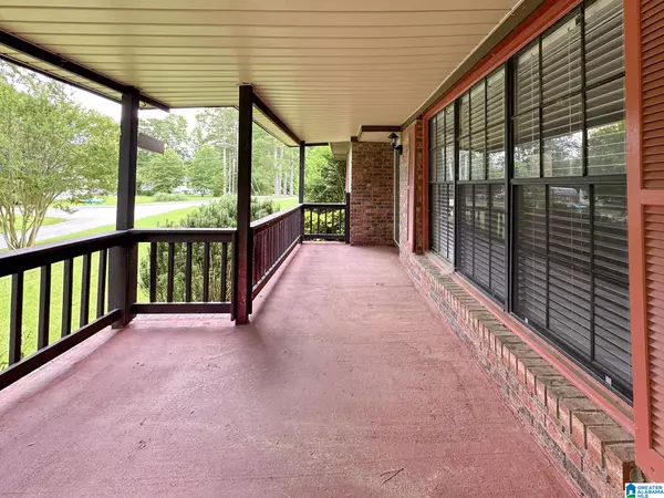 Trussville, AL 35173,128 CARLA AVENUE