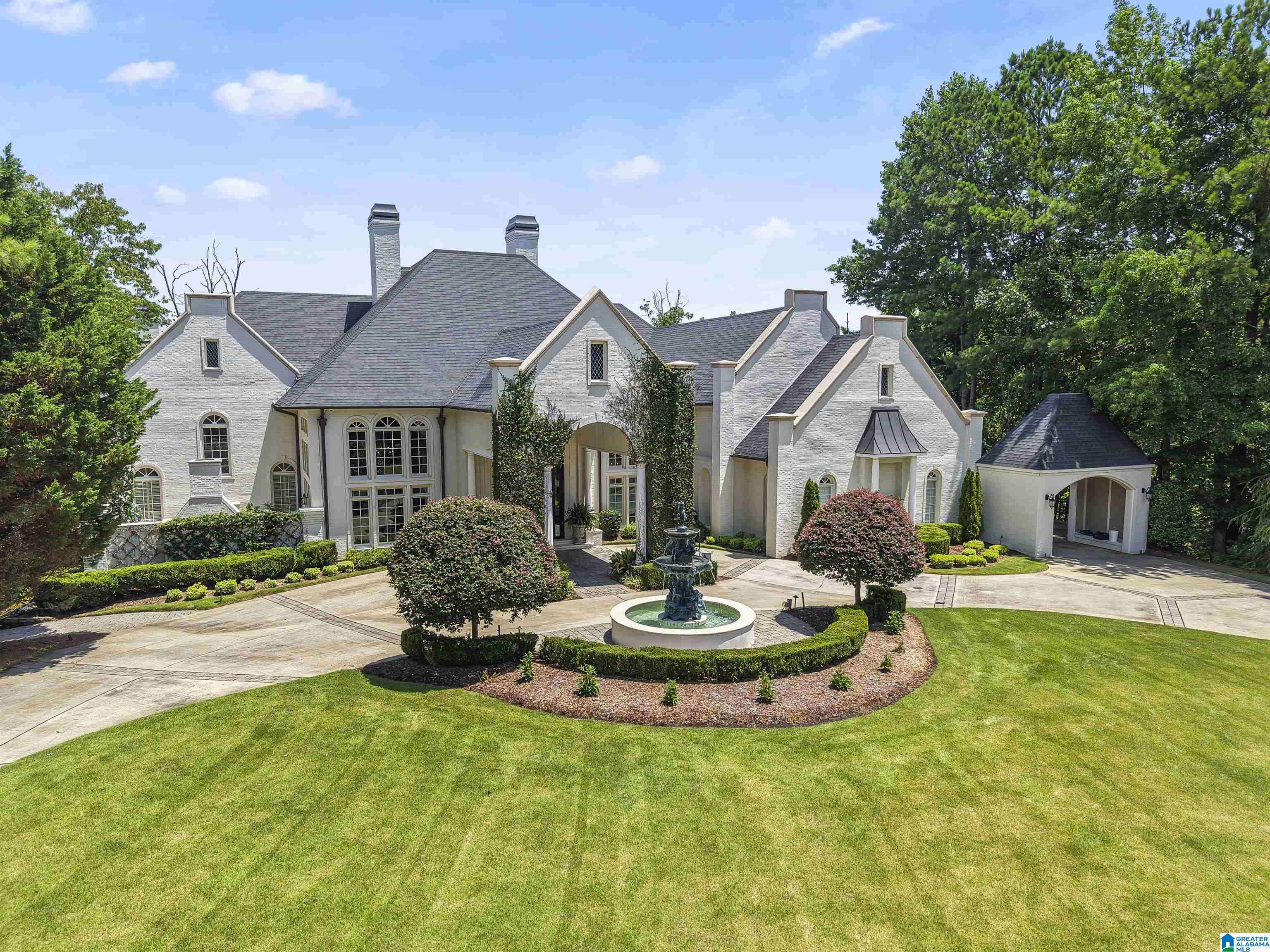 5615 CANONGATE LANE, Hoover, AL 35242