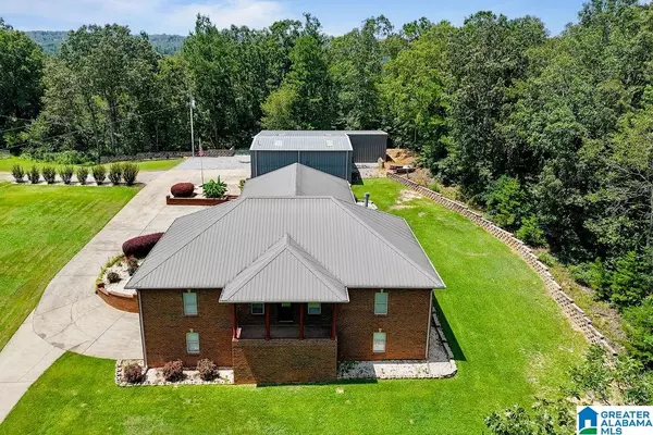 905 GREENTREE DRIVE, West Blocton, AL 35184