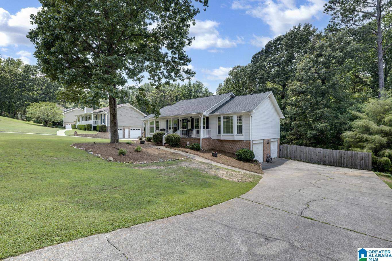 Alabaster, AL 35007,1021 INDEPENDENCE COURT