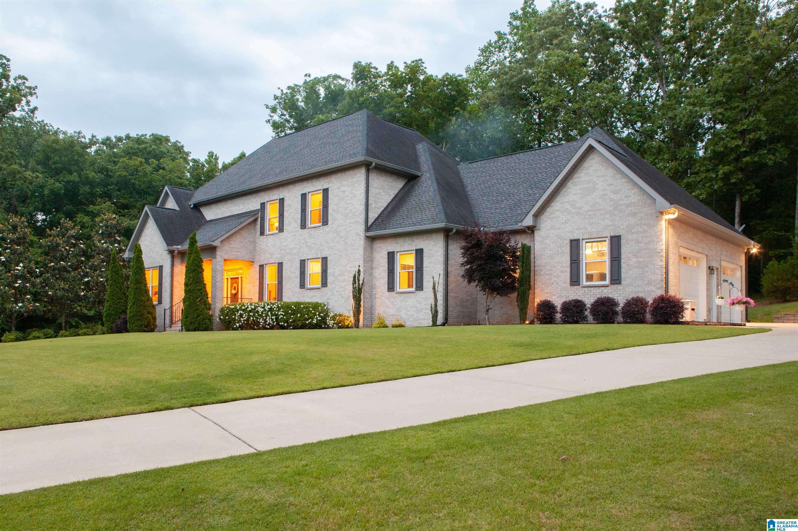 442 S HIGHLAND RIDGE LANE, Chelsea, AL 35043