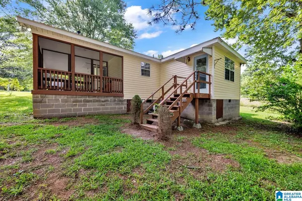 Oneonta, AL 35121,138 WOODARD DRIVE