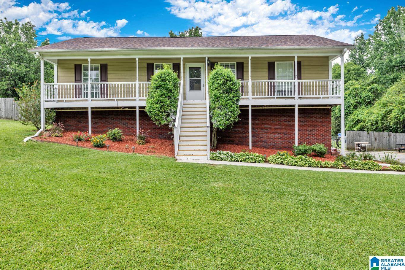 2559 CORNER ROAD, Warrior, AL 35180