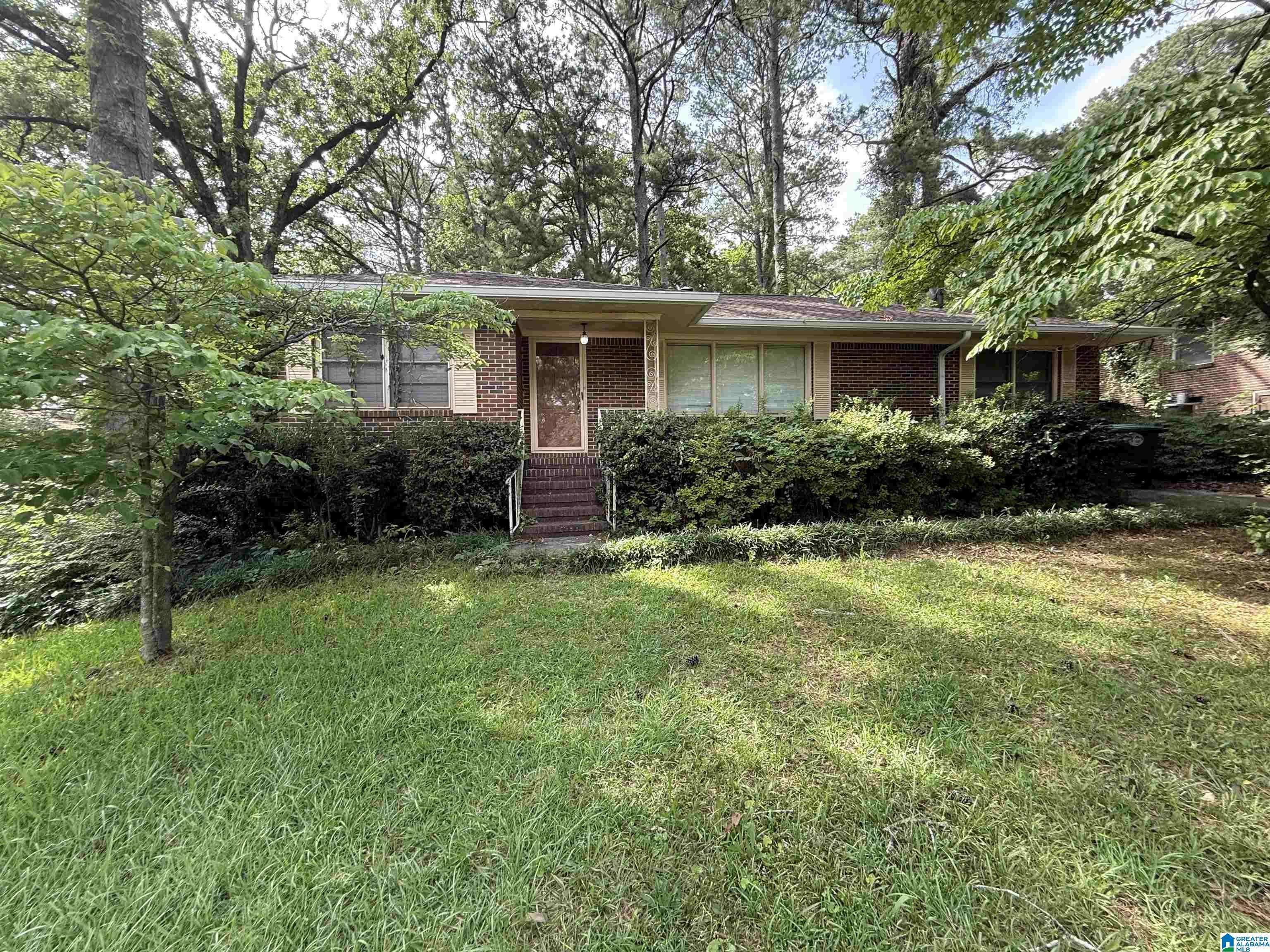 532 ZINNIA LANE, Birmingham, AL 35215