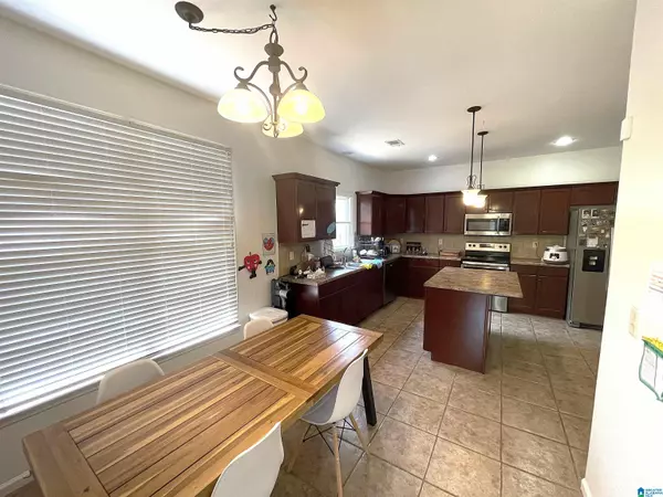 Hoover, AL 35226,2420 ABBEYGLEN CIRCLE