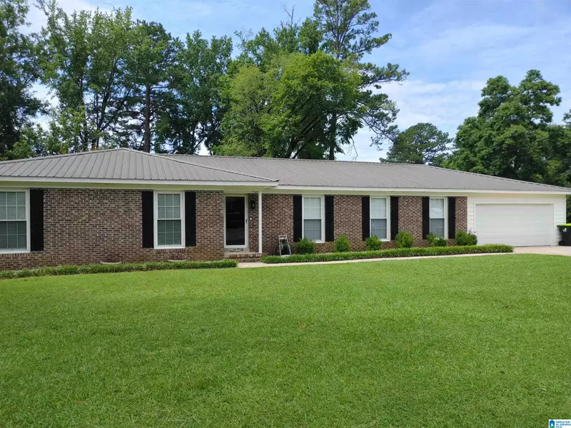 525 COUNTRY CLUB ROAD, Sylacauga, AL 35150
