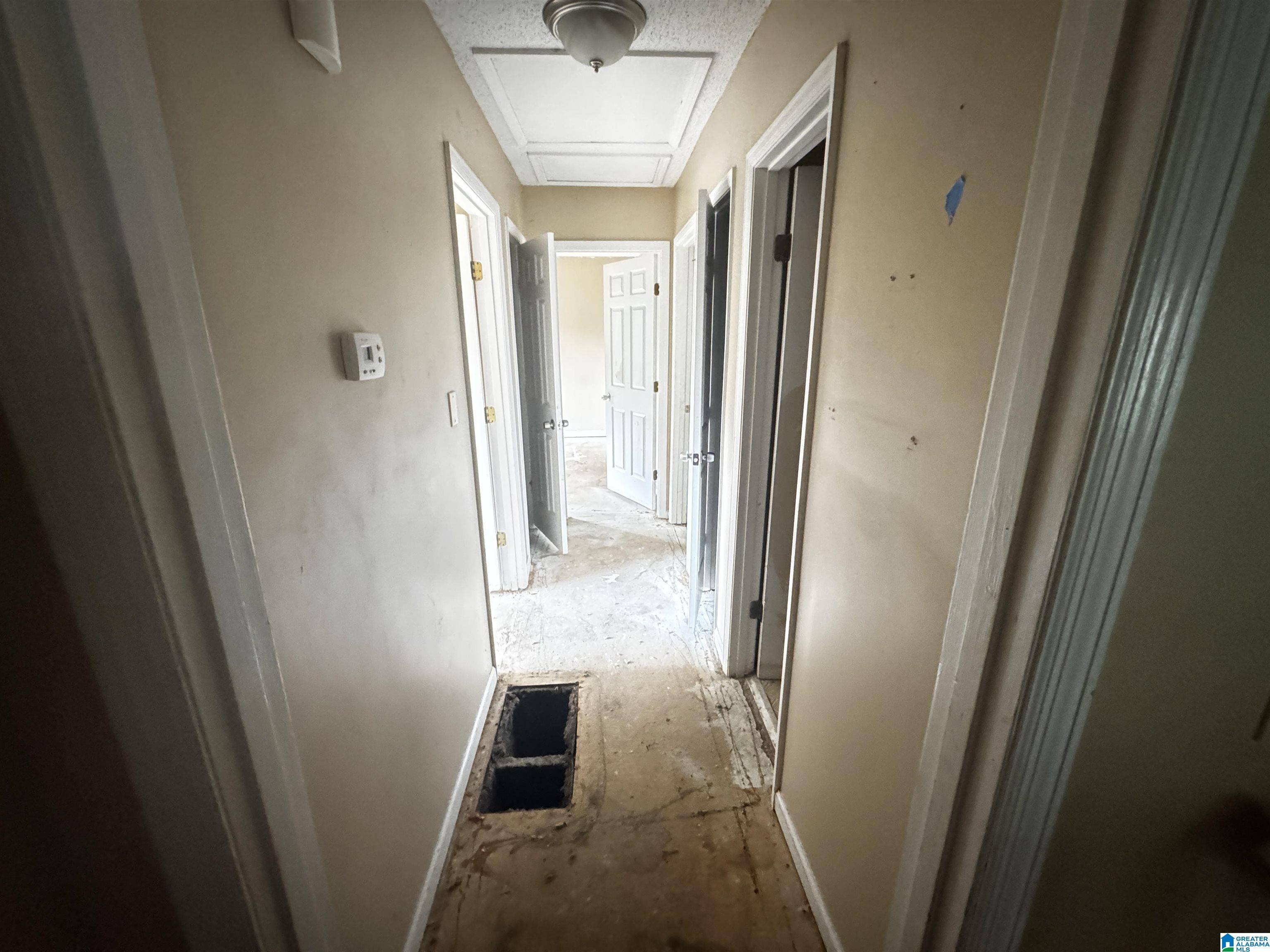 Birmingham, AL 35215,1049 SHELANE CIRCLE