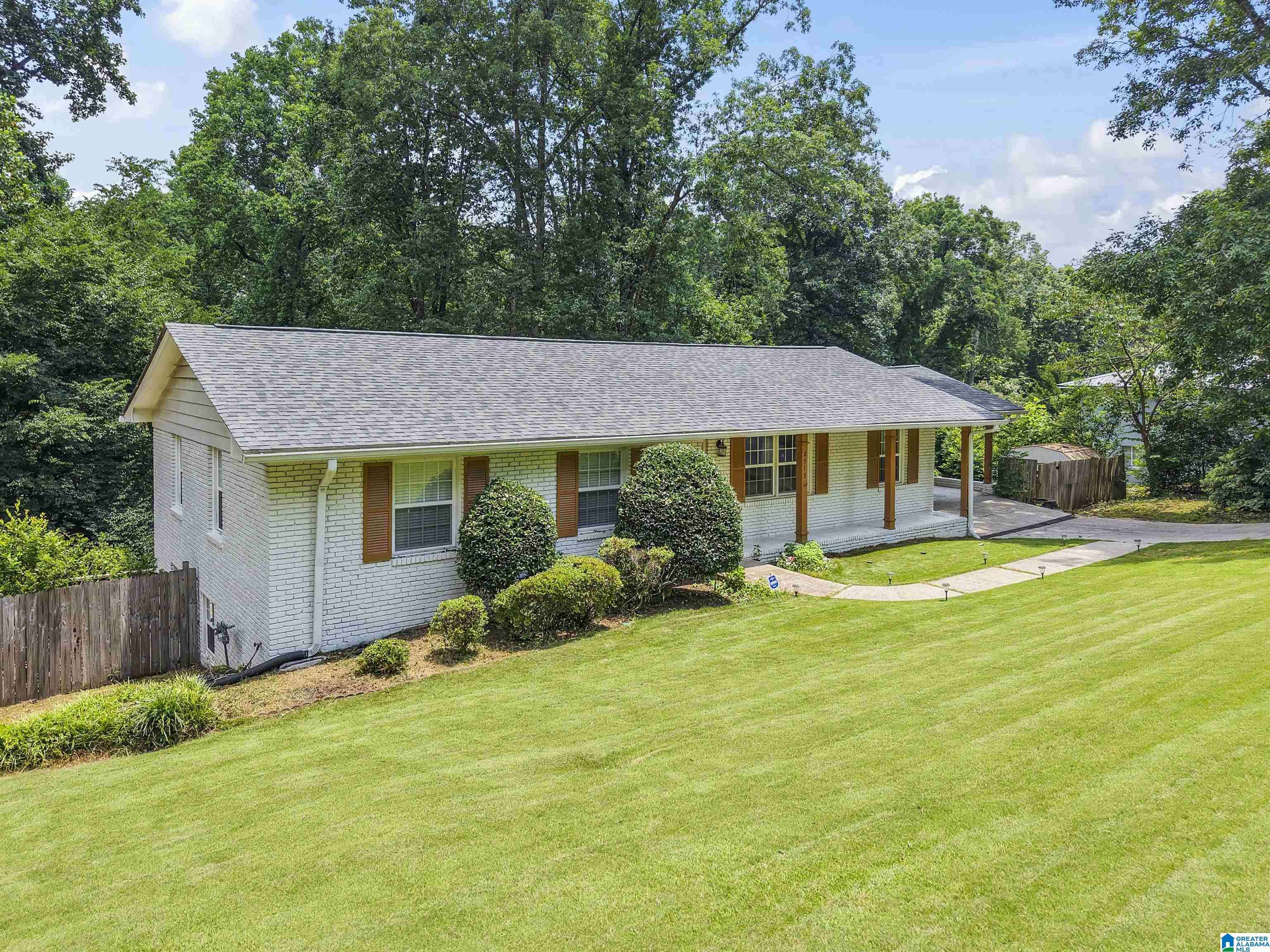 Vestavia Hills, AL 35216,2713 SOUTHVIEW TERRACE