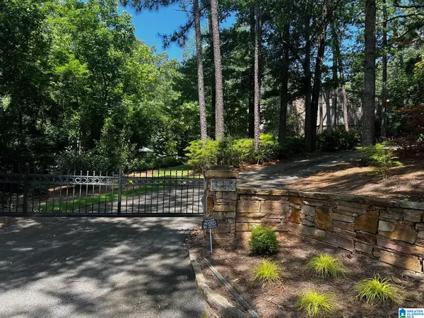 Hoover, AL 35226,2530 CREEKVIEW DRIVE