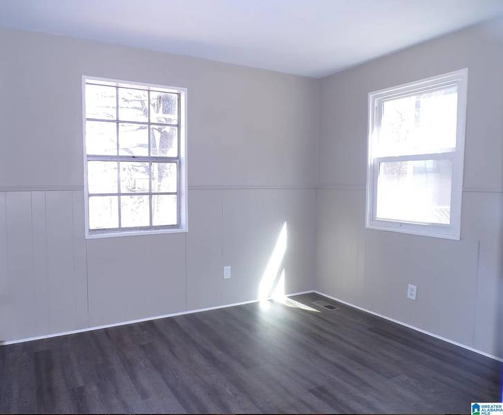1200 33RD STREET ENSLEY, Birmingham, AL 35218