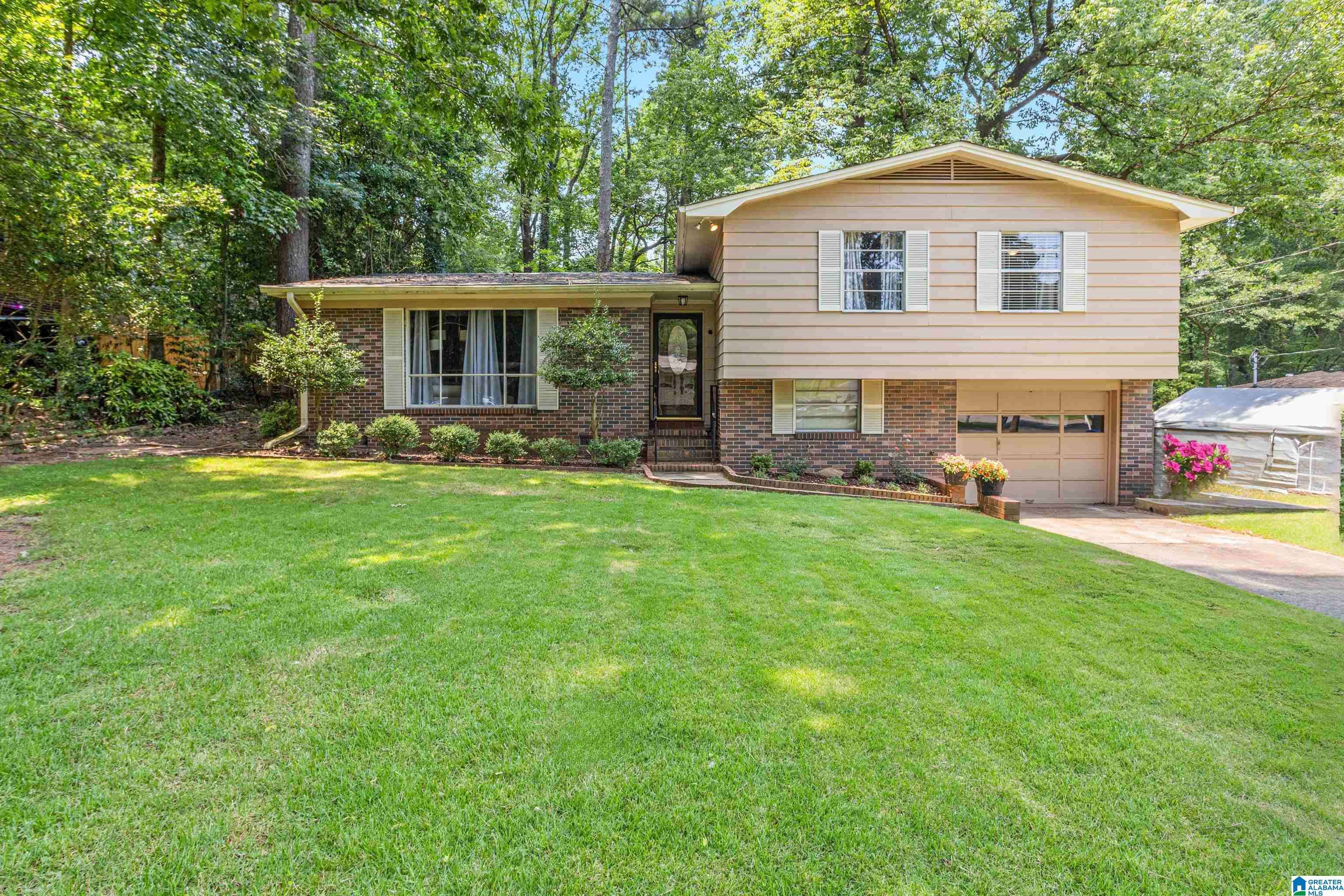 809 SHERWOOD FOREST DRIVE, Birmingham, AL 35235