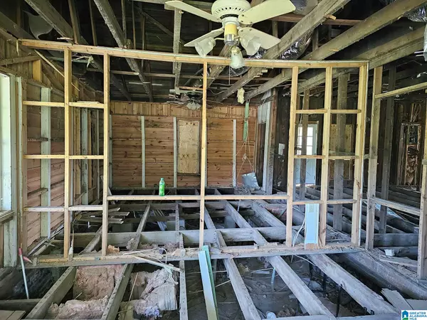 Clanton, AL 35045,4100 4TH AVENUE N