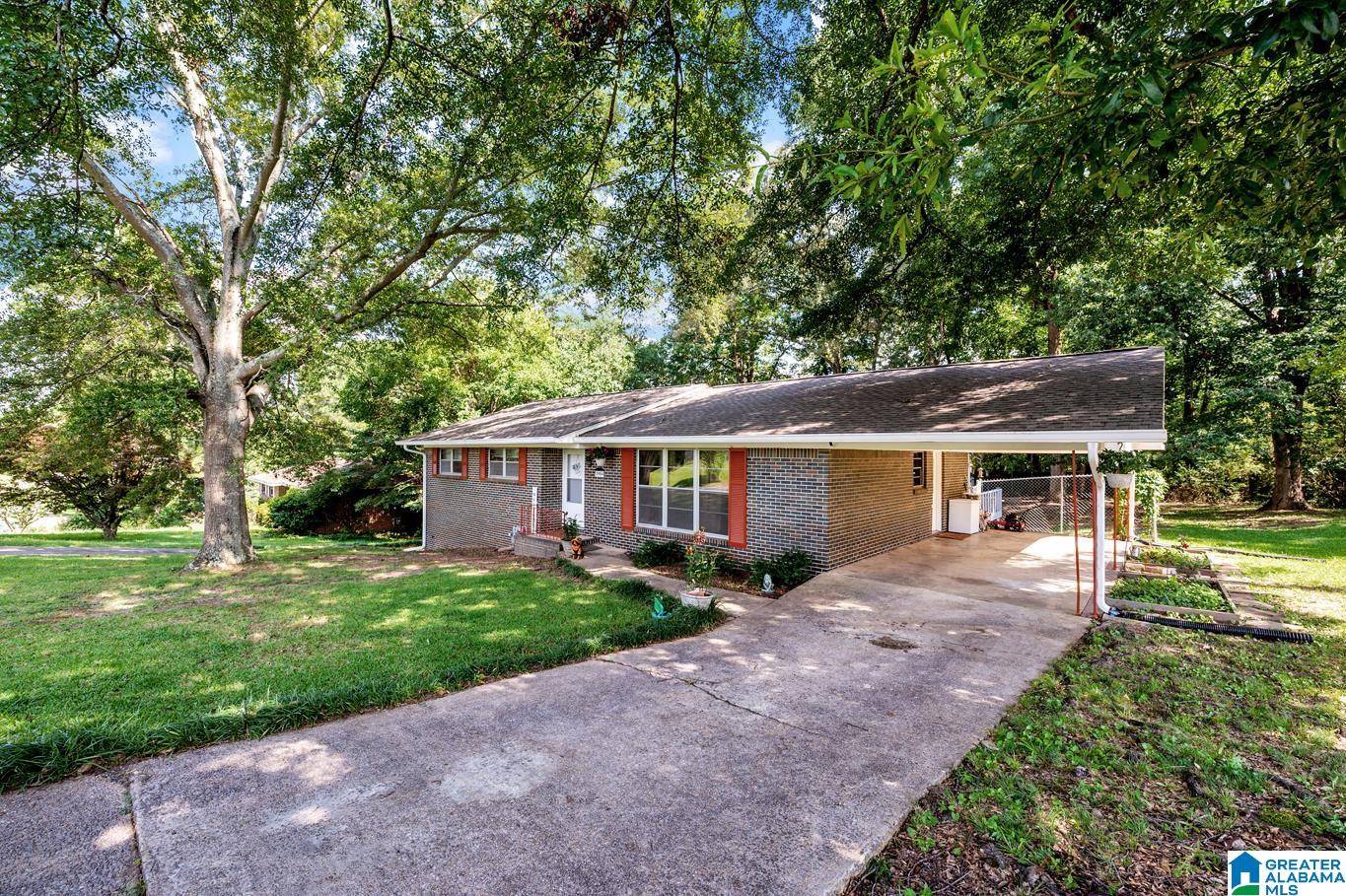 Adamsville, AL 35005,2904 CRESTLANE DRIVE