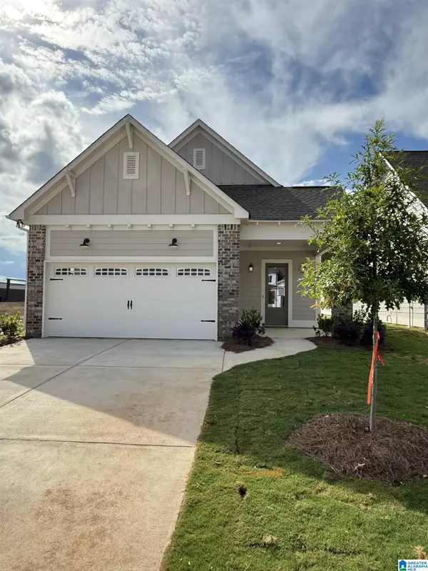 Pelham, AL 35124,445 HUNTLEY RIDGE BEND