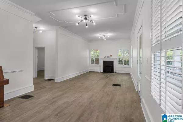 Birmingham, AL 35205,2618 S 11TH AVENUE S