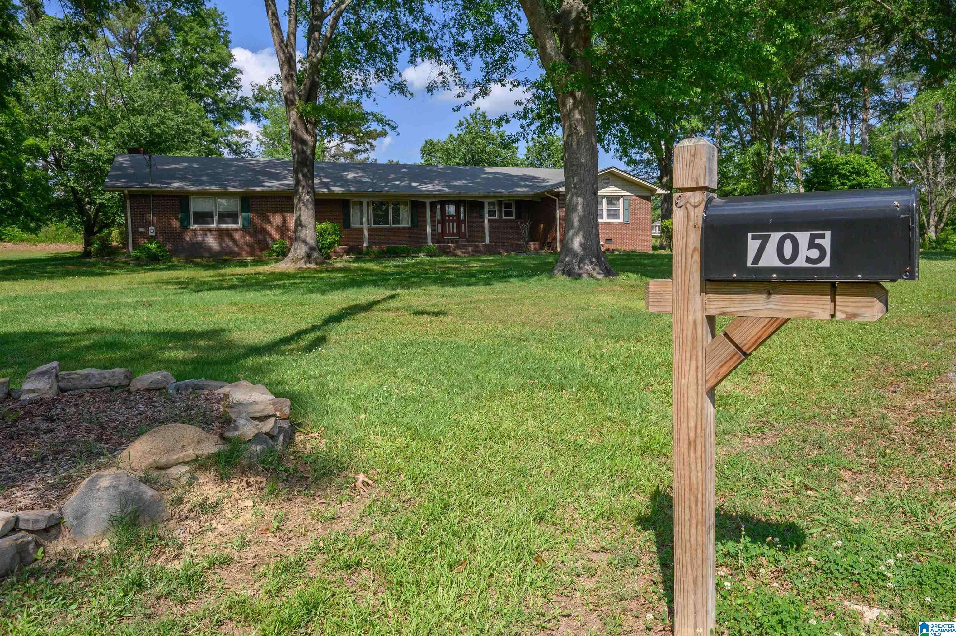 Attalla, AL 35954,705 BROOKVALE WAY