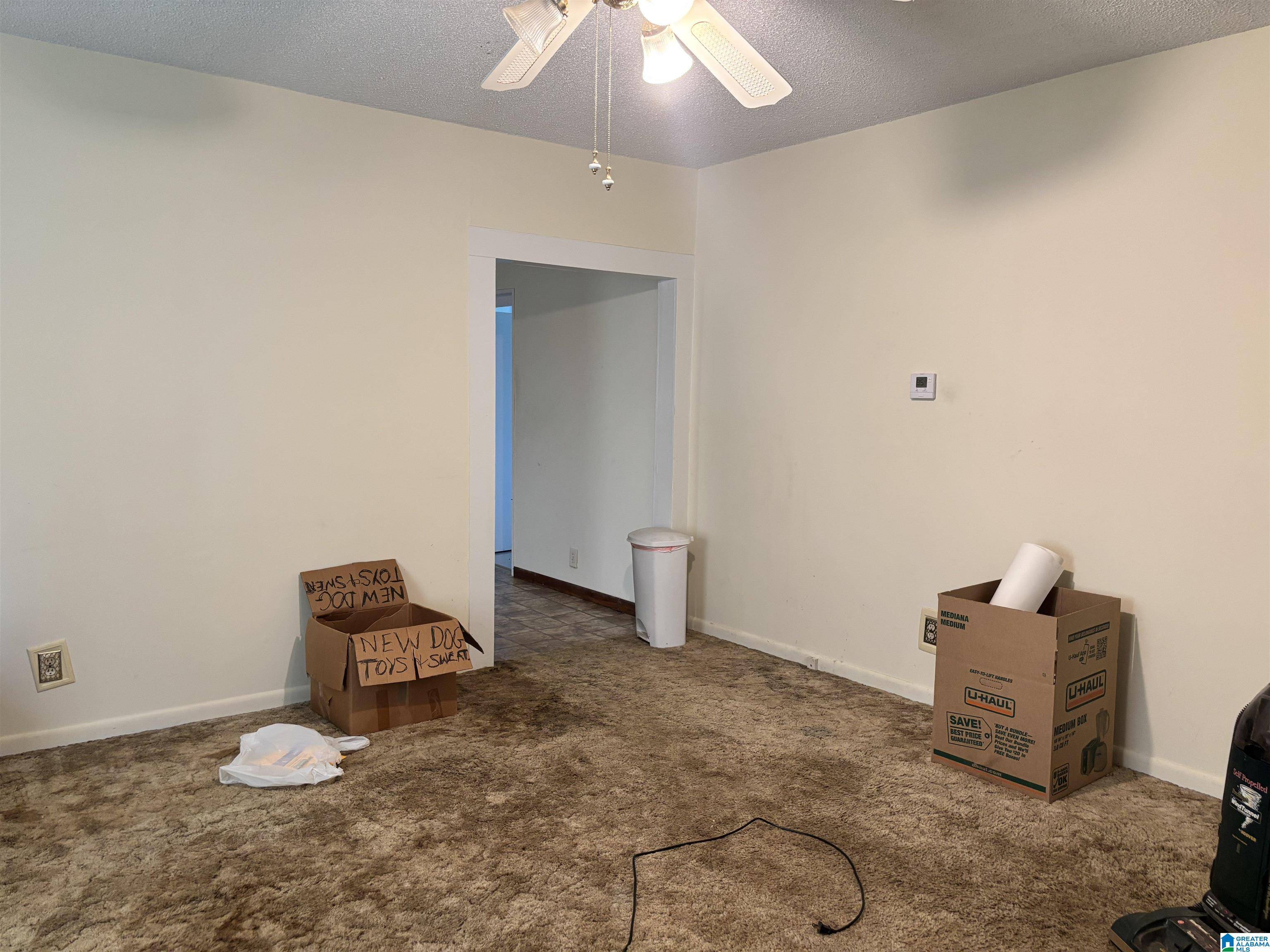 Bessemer, AL 35020,137 ELRIE BOULEVARD