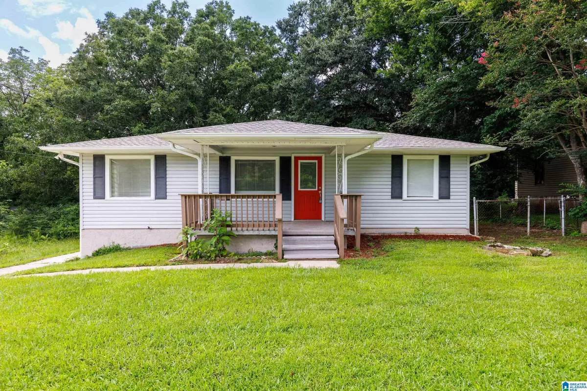 Pleasant Grove, AL 35127,912 2ND AVENUE