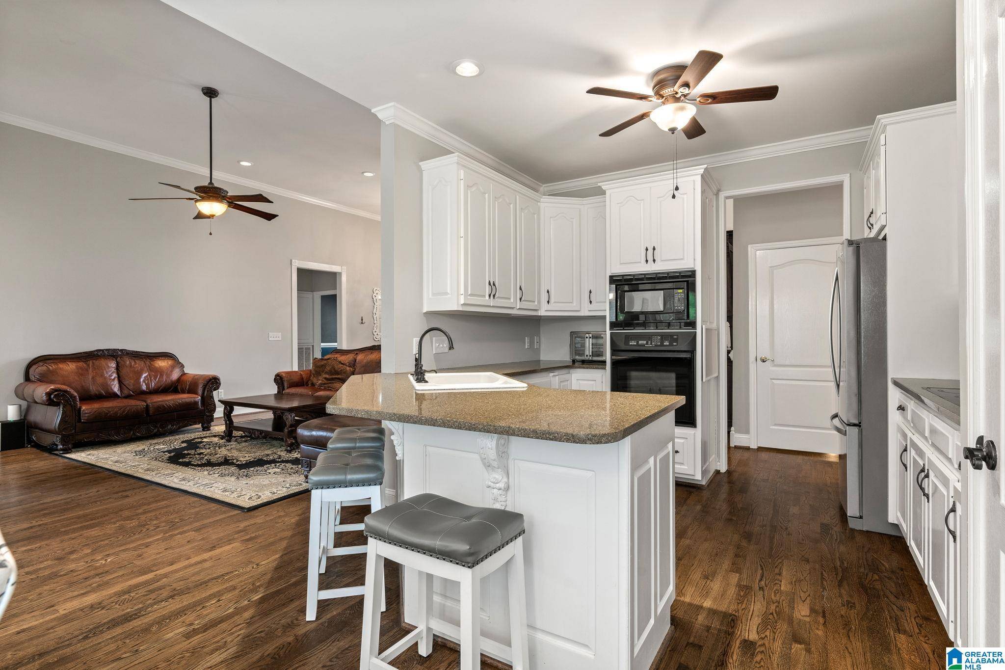 Alabaster, AL 35114,100 LANE PARK DRIVE