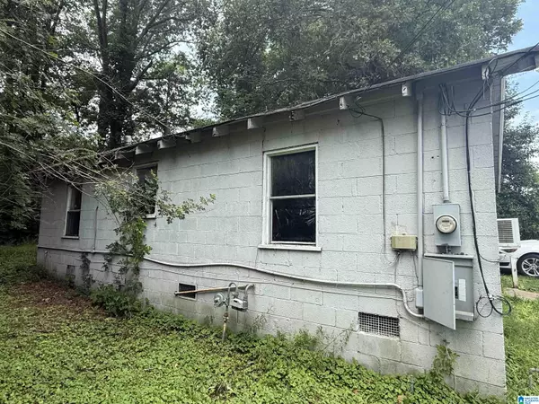 Gadsden, AL 35903,2421 E BROAD STREET