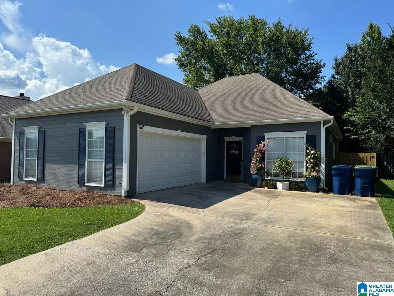 1909 AMBERLEY WOODS TRAIL, Helena, AL 35080