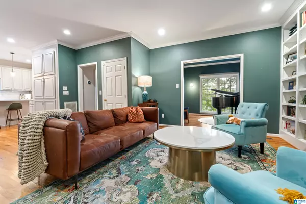 Hoover, AL 35244,3051 SKYLARK CIRCLE