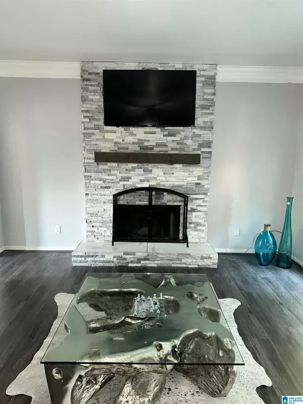 Alabaster, AL 35007,137 BROADMOOR LANE