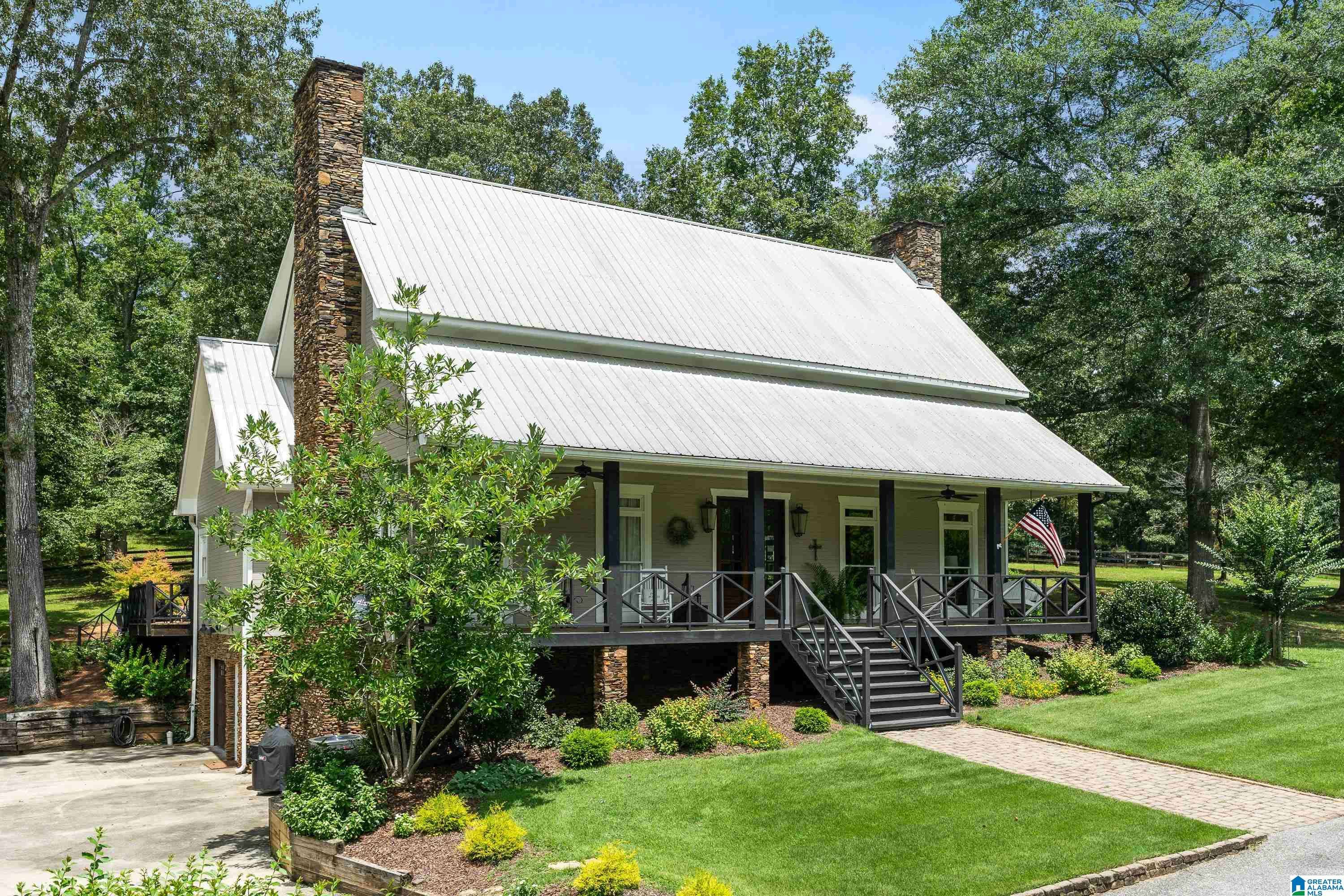565 GRIFFIN ROAD, Chelsea, AL 35043
