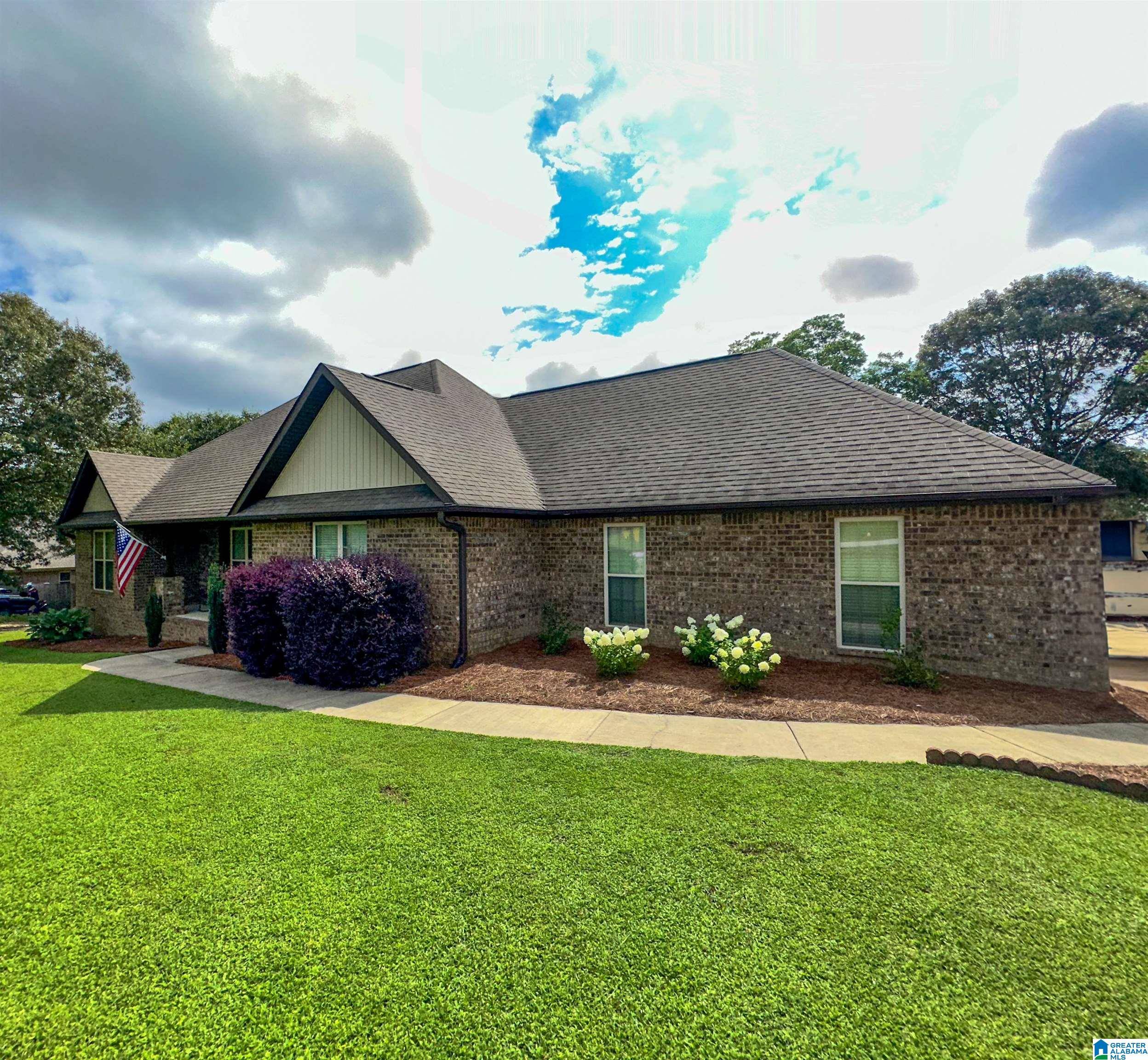 53 COUNTY ROAD 1072, Thorsby, AL 35171