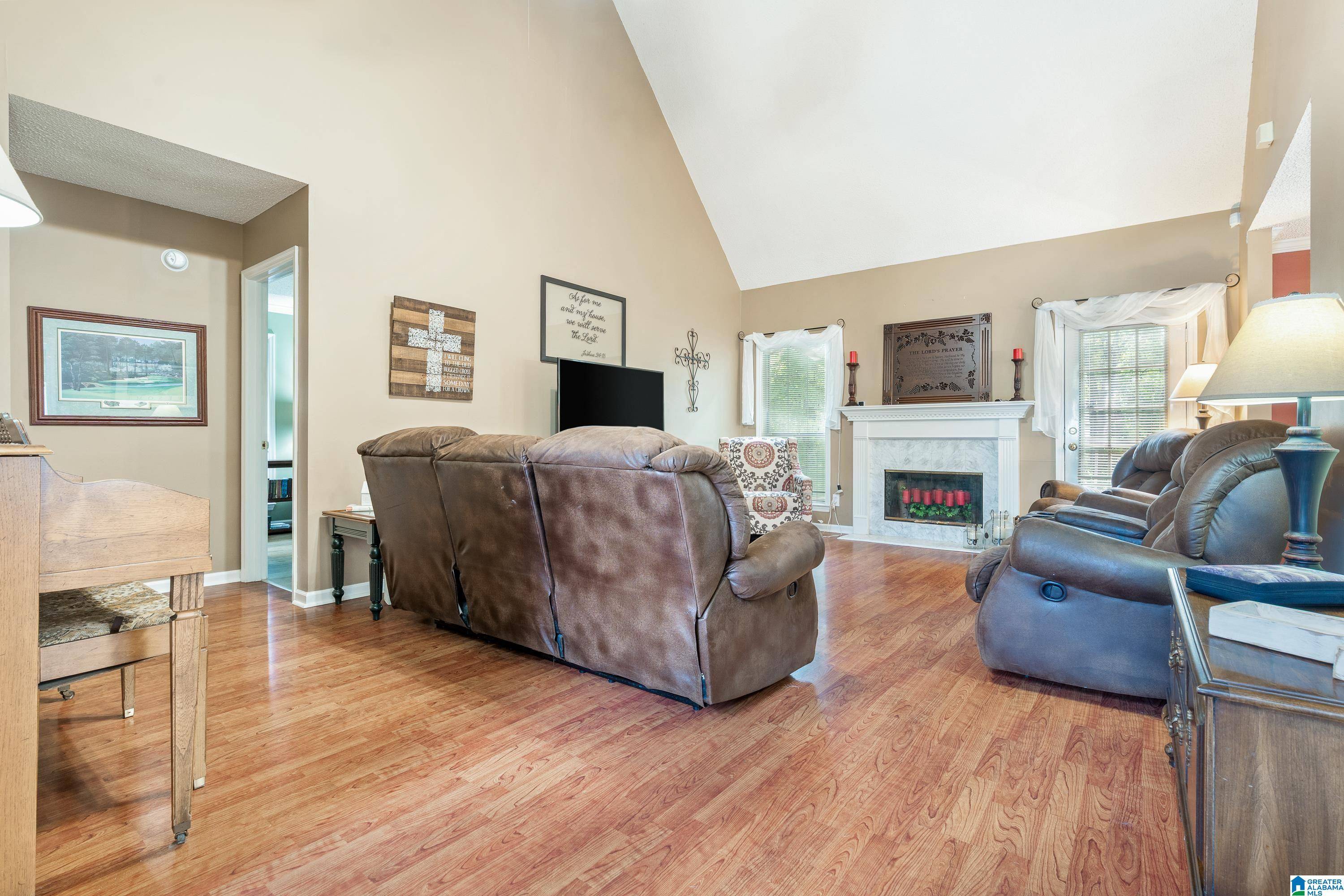 Helena, AL 35080,216 LEES COVE