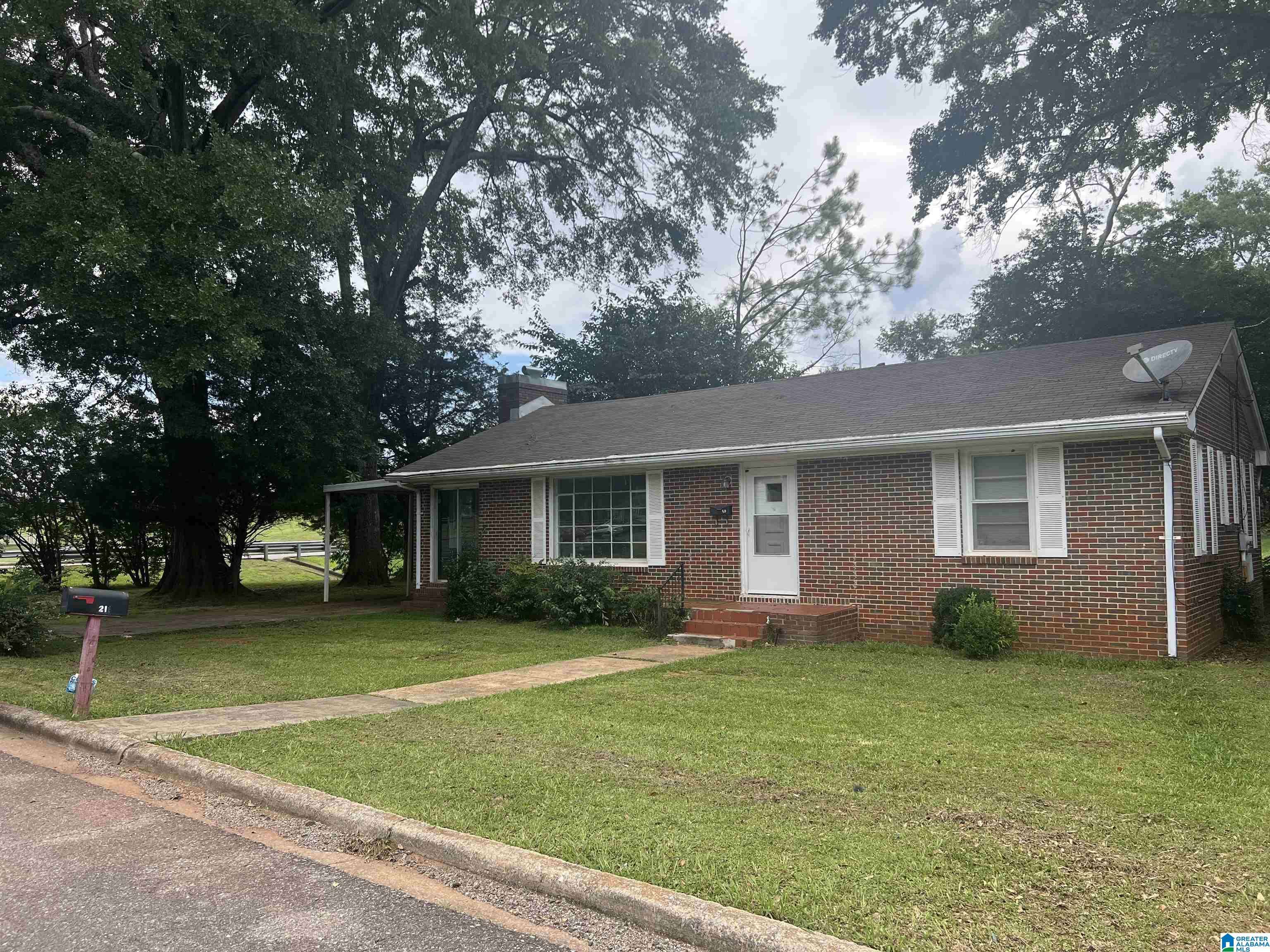 Talladega, AL 35160,211 SUNSET DRIVE
