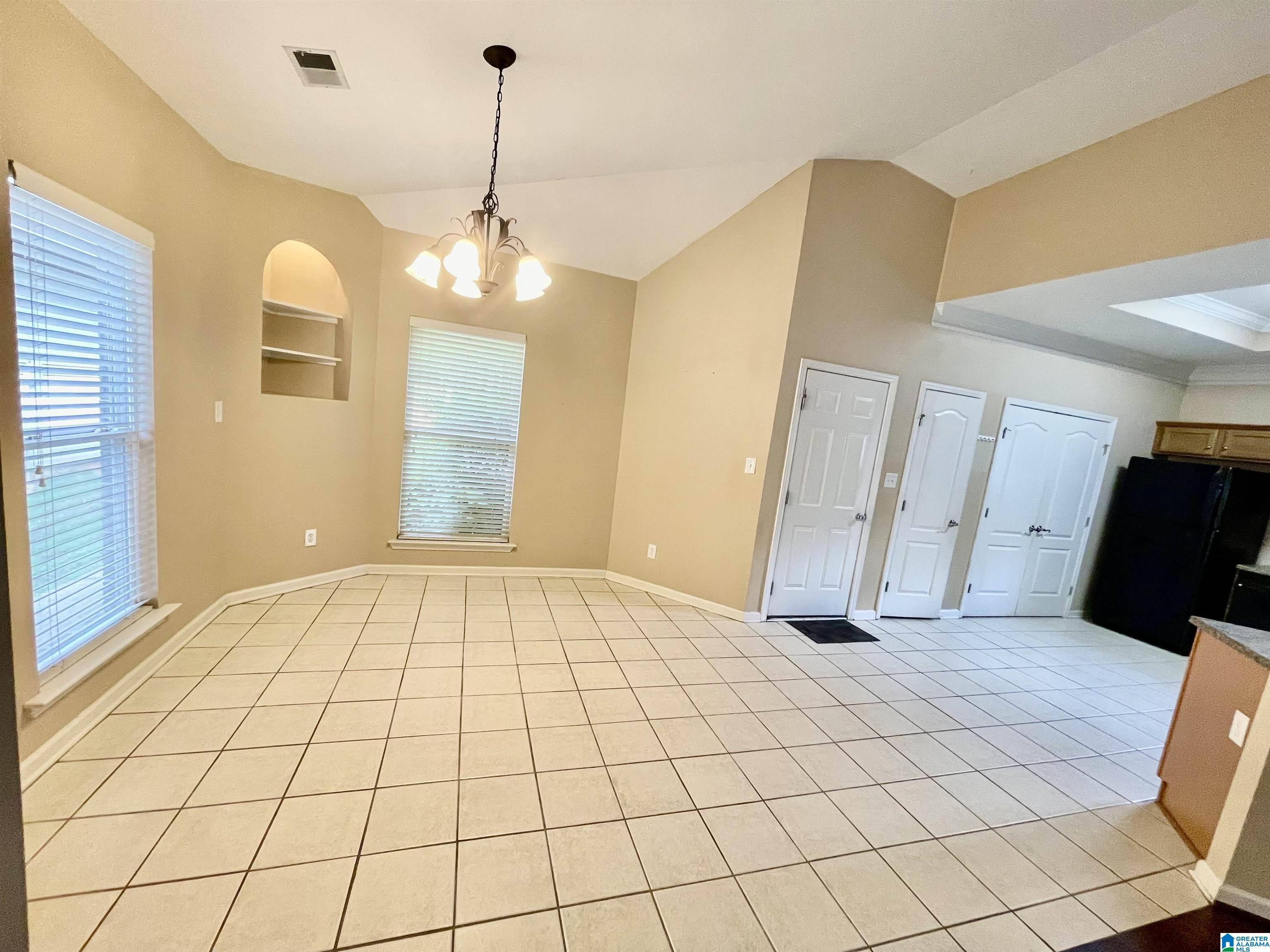 Hoover, AL 35226,5389 COTTAGE CIRCLE