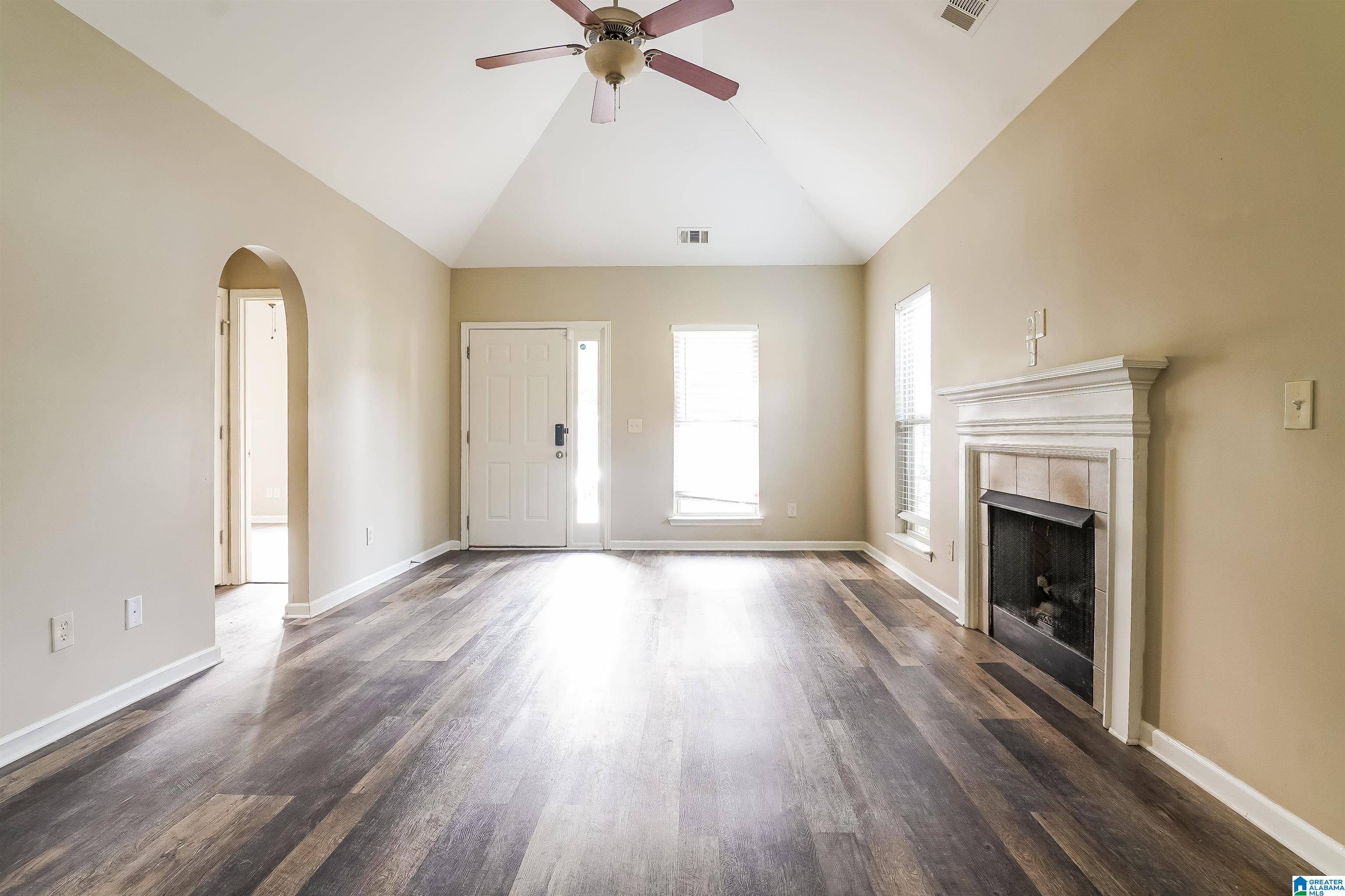 Pell City, AL 35125,568 FOX RUN CIRCLE