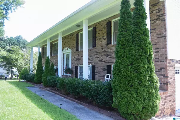 2061 LITTLE JOHN DRIVE, Oxford, AL 36203