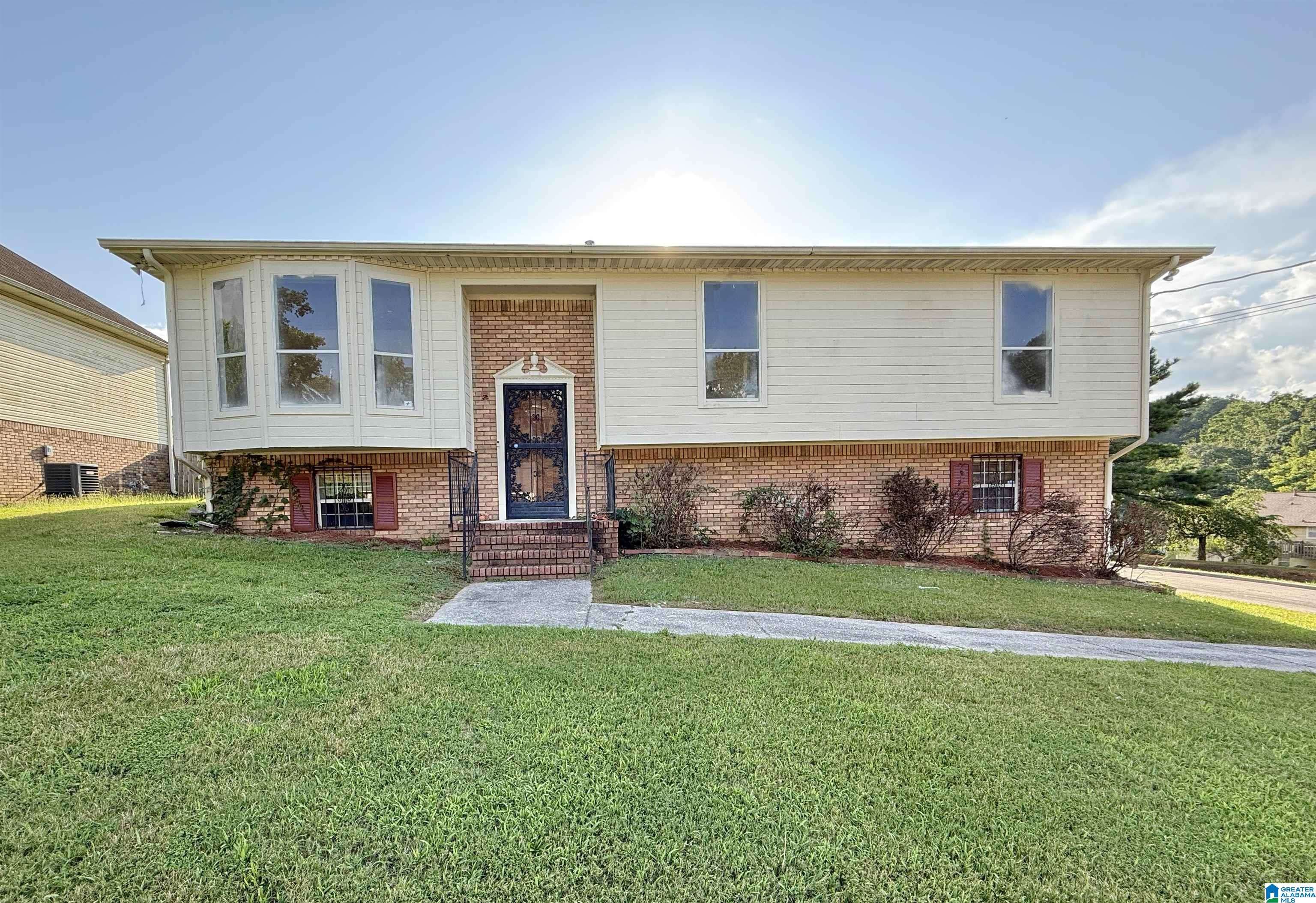 9577 EASTPOINTE CIRCLE, Birmingham, AL 35217