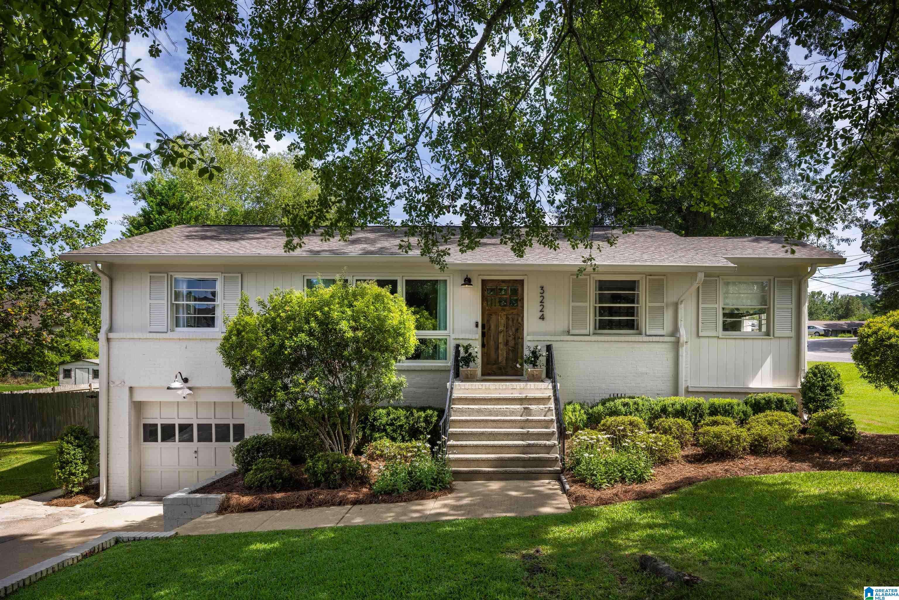 3224 RIDGELY DRIVE, Vestavia Hills, AL 35243