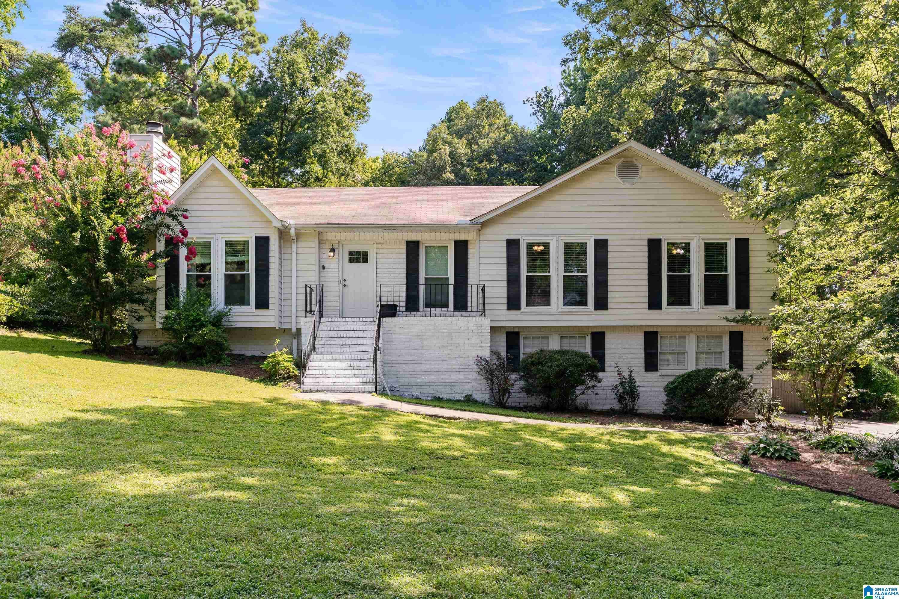 4716 QUARTER STAFF ROAD, Birmingham, AL 35223